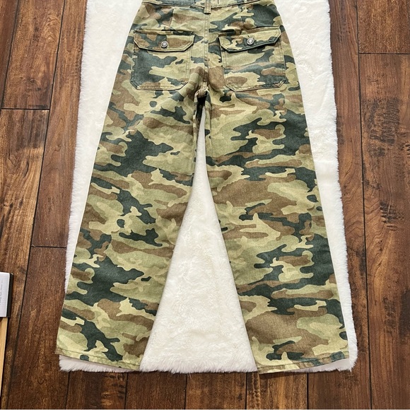 Free People Remy Green Camo High-Waisted Wide Leg Jeans Size 24 NWT - Picture 11 of 16